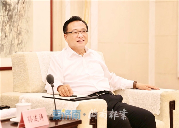 吕涛参加会见中国光大集团党委委员副总经理于法昌一行